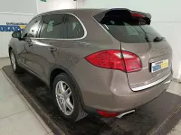 Usata Porsche Cayenne 245 CV (180 kW) 2012 Marrone metallizzato SUV