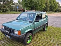 Usata Fiat Panda 4x4 Trekking 45 CV (33 kW) 1999 Verde Utilitaria