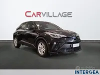 Usata Toyota C-HR Active 122 CV (89 kW) 2022 Nero SUV