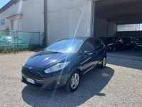 Usata Ford Fiesta 100 CV (73 kW) 2017 Blu Utilitaria
