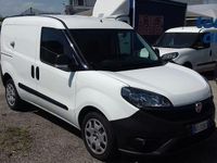 Usata Fiat Doblò Lounge 120 CV (88 kW) 2020 Bianco Monovolume