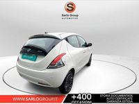 Begagnad Lancia Ypsilon Gold 69 HK (50 kW) 2022 Silver Halvkombi