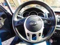 Usata Kia Venga 90 CV (66 kW) 2016 Grigio Utilitaria