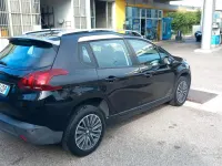 Usata Peugeot 2008 Active 99 CV (72 kW) 2017 Nero SUV