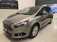 Usata Ford S-MAX Titanium 149 CV (109 kW) 2016 Grigio Monovolume