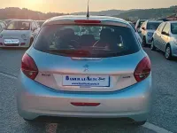 Usata Peugeot 208 Active 75 CV (55 kW) 2016 Argento Utilitaria