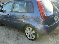 Usata Ford Fiesta 73 CV (53 kW) 2008 Blu Utilitaria