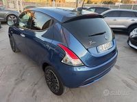 Usata Lancia Ypsilon Gold 69 CV (50 kW) 2023 Blu Utilitaria