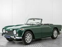 Usata Triumph TR 250 106 CV (77 kW) 1968 Verde Cabrio