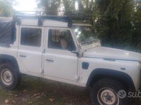 Usado Land Rover Defender 122 HP (89 kW) 2001 Cinzento Cabrios