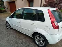 Usata Ford Fiesta 68 CV (50 kW) 2008 Bianco Utilitaria