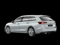 Usata Skoda Superb Style 150 CV (110 kW) 2024 Argento pebble metallizzato Station wagon