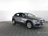 Usata Mercedes GLA200 Business 150 CV (110 kW) 2022 Grigio SUV