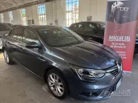 Usata Renault Mégane IV Business 140 CV (102 kW) 2019 Grigio Coupé