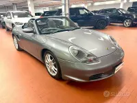Usata Porsche Boxster 220 CV (161 kW) 2003 Grigio Cabrio