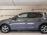Usata VW Polo R-line 95 CV (69 kW) 2023 Grigio Utilitaria