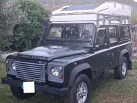 Usata Land Rover Defender SE 122 CV (89 kW) 2008 Verde Station wagon