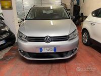 Usata VW Touran Comfortline 104 CV (76 kW) 2010 Grigio Monovolume