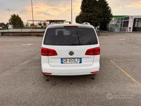 Usata VW Touran Life 105 CV (77 kW) 2014 Bianco Monovolume