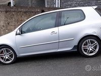 Usata VW Golf IV 140 CV (102 kW) 2005 Grigio Berlina