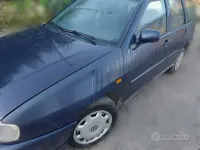 Usata VW Polo Comfortline 90 CV (66 kW) 1998 Blu Station wagon