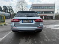 Usata Mercedes E300 2021 Grigio Station wagon