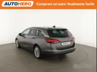 Usata Opel Astra 150 CV (110 kW) 2017 Grigio Station wagon