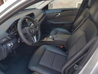Usata Mercedes E220 170 CV (125 kW) 2012 Grigio Berlina