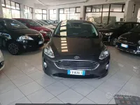 Usata Ford Fiesta Titanium 85 CV (62 kW) 2019 Grigio Utilitaria