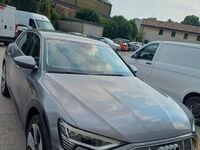 Usata Audi Q8 e-tron 158 kW (215 CV) 2022 Grigio SUV