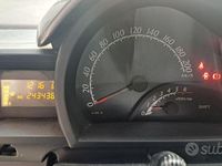 Usata Toyota iQ 90 CV (66 kW) 2009 Nero Utilitaria