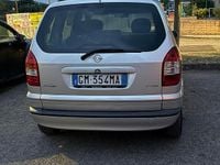 Usata Opel Zafira 101 CV (74 kW) 2004 Grigio Monovolume