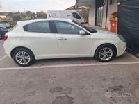 Usata Alfa Romeo Giulietta Exclusive 109 CV (80 kW) 2011 Utilitaria