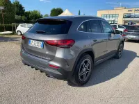 Usata Mercedes GLA200 AMG line 150 CV (110 kW) 2021 Grigio scuro SUV