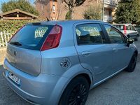 Usata Fiat Grande Punto 69 CV (50 kW) 2007 Grigio Utilitaria