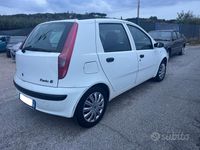 Usata Fiat Punto 60 CV (44 kW) 2001 Bianco Utilitaria