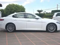 Usata Alfa Romeo Giulia Executive 190 CV (139 kW) 2018 Bianco Berlina