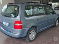 Usata VW Touran Trendline 140 CV (102 kW) 2005 Grigio Monovolume