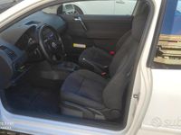 Usata VW Polo 75 CV (55 kW) 2005 Bianco Berlina