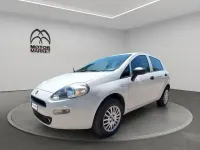 Usata Fiat Punto Lounge 70 CV (51 kW) 2018 Bianco Utilitaria