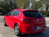 Usata Seat Leon Style 105 CV (77 kW) 2010 Rosso Utilitaria
