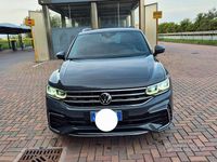 Usata VW Tiguan R-line 150 CV (110 kW) 2020 Grigio SUV