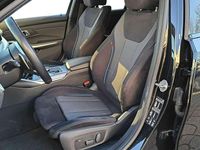 Usata BMW 320 M Sport 190 CV (139 kW) 2025 Black sapphire metallizzato Station wagon