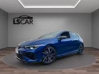 Usata VW Golf VIII R 332 CV (244 kW) 2021 Blu Berlina