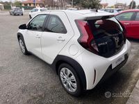 Usata Toyota Aygo X Active 72 CV (52 kW) 2023 Bianco SUV
