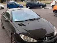 Usata Peugeot 206 CC 109 CV (80 kW) 2003 Nero Cabrio