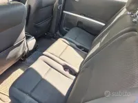 Usata Toyota Corolla Verso 116 CV (85 kW) 2005 Grigio Monovolume