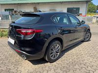 Usata Alfa Romeo Stelvio Business 180 CV (132 kW) 2017 Nero SUV