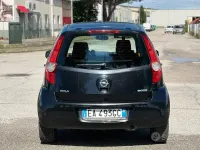 Usata Opel Agila 65 CV (47 kW) 2010 Nero Utilitaria