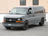 Usata Chevrolet Express 272 CV (200 kW) 2002 Grigio Furgone